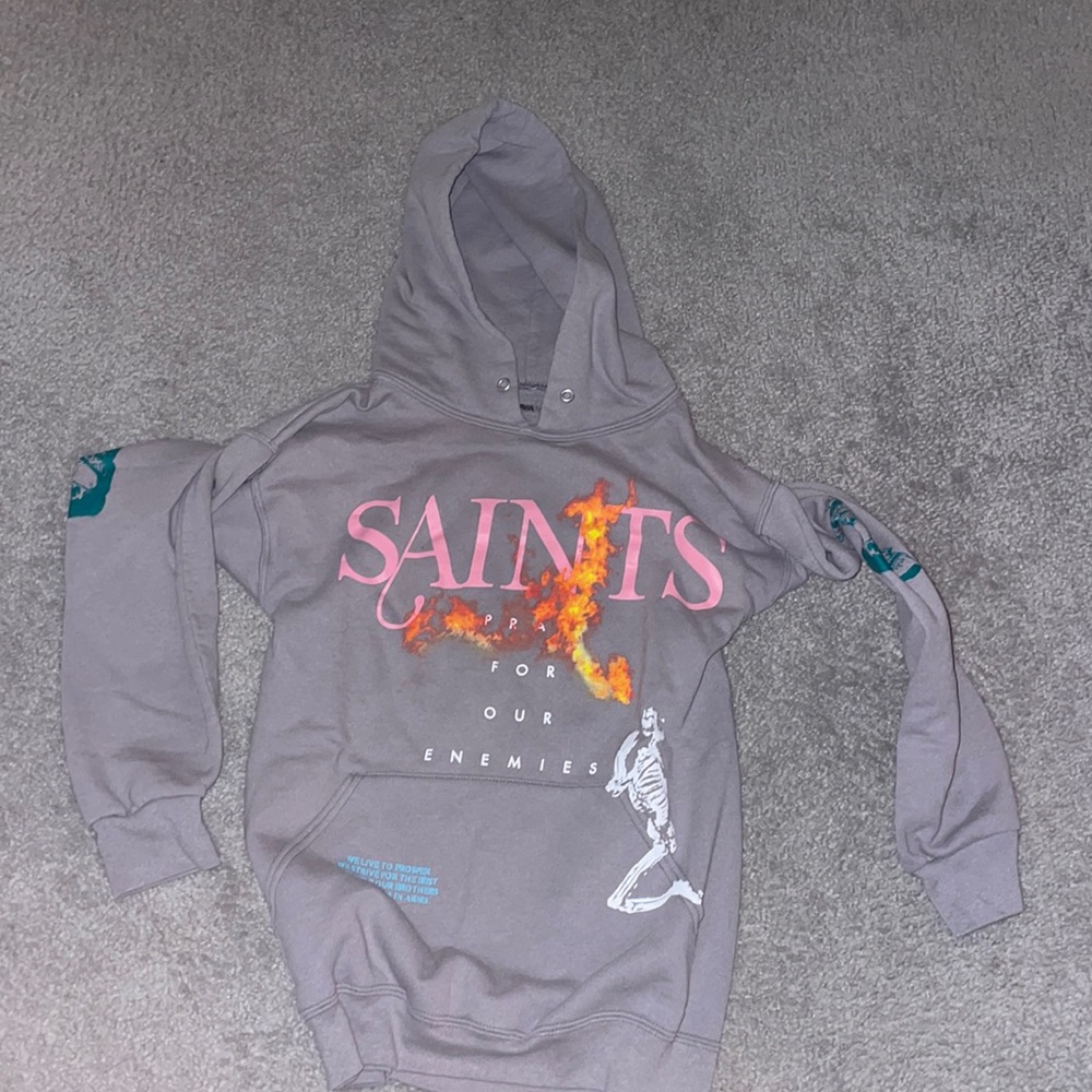 Fashionova Graohic Hoodie, missing hoodie strings